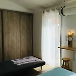 Сasa de vacaciones Blanco Y Madera