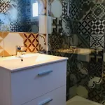 Blanco Y Madera Сasa de vacaciones