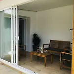 Blanco Y Madera * Narbona