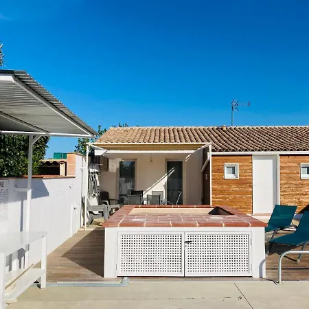 Blanco Y Madera Nyaraló Narbonne