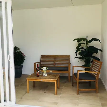 Blanco Y Madera * Ναρμπόν